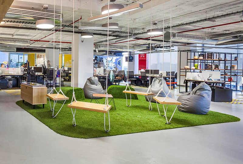 redbull-office_241115_02