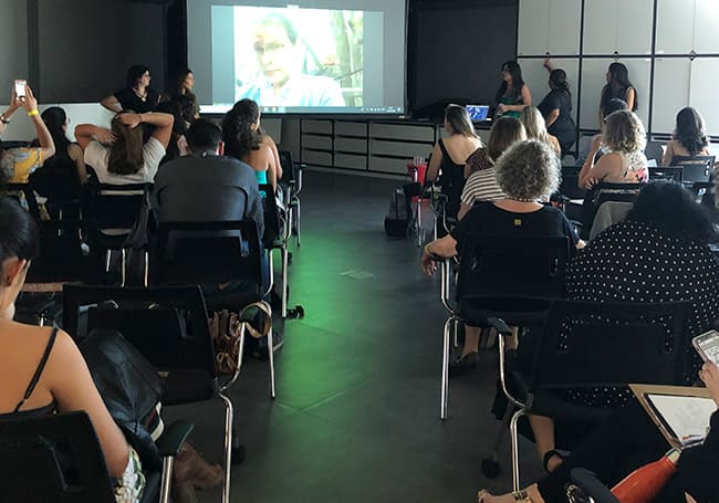 Elizabeth Freeman Calabrese participou virtualmente trazendo experiências internacionais para o debate em São Paulo